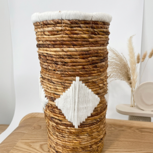 Jarrón Alto de Hoja de Plátano y Algodón (39x20 cm)